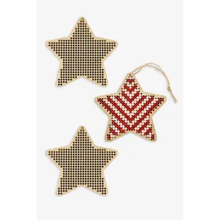 Klaar om te borduren: Kerstversiering in de vorm van sterren