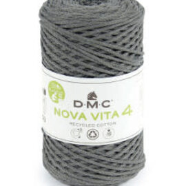 DMC Nova Vita 4mm  col.12 groen bad 1912 -  250gr.