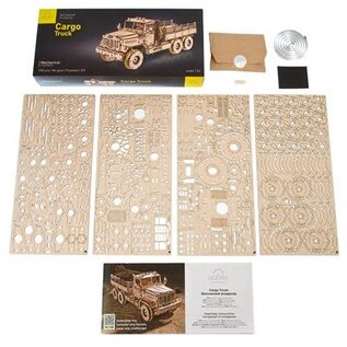 Cargo Truck / Vrachtwagen