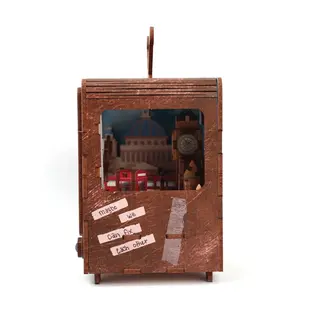 3D HOUTEN MODEL TV LONDEN