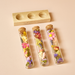 Tafeldecoratie - 3 Buisjes met droogbloemen op standaard