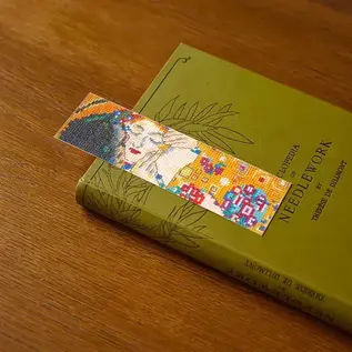 Kruissteek Borduurpakket - De Kus van Gustav Klimt -
