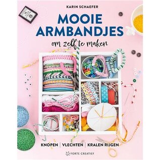 Boek Mooie armbandjes om zelf te maken.