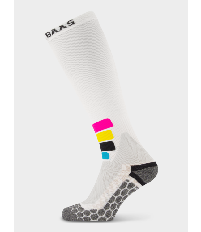 https://cdn.webshopapp.com/shops/27774/files/442172817/650x750x2/poederbaas-chaussettes-de-ski-techniques-laine-mer.jpg