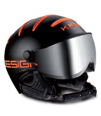 Casco de esquí con visera en las marcas Kask, Rossignol y CP. 