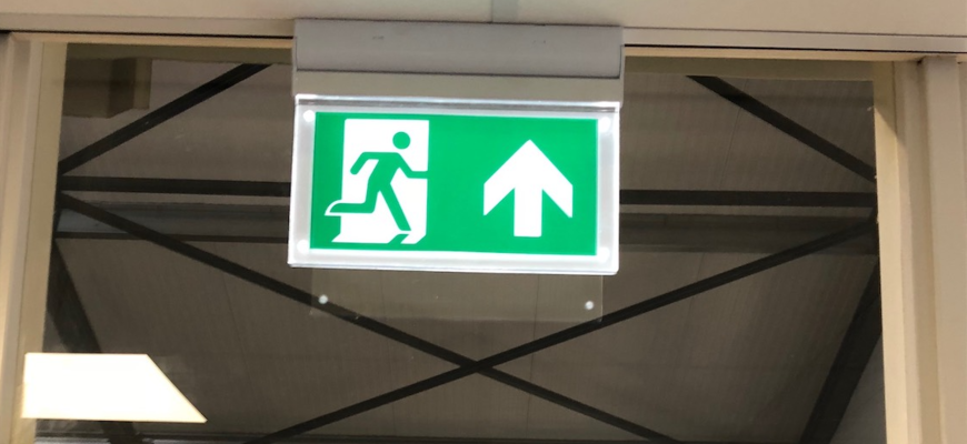 Referenties met noodverlichting