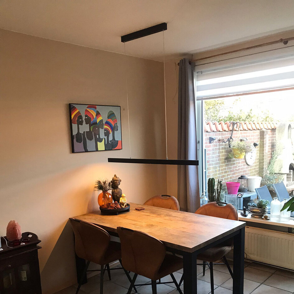 Minimalistische hanglamp Andre met geïntegreerde LEDs en diverse dimopties