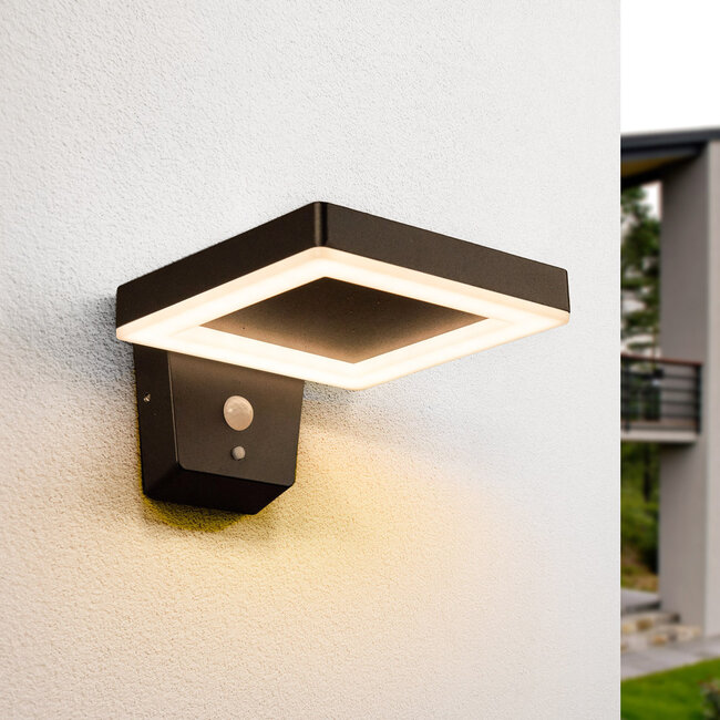 Moderne solar wandlamp buiten met sensor Pablo - zwart