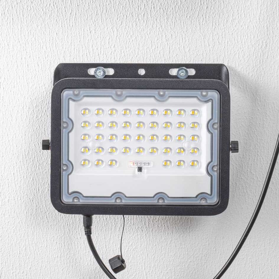 Zwarte solar buiten wandlamp Nestor - 60W