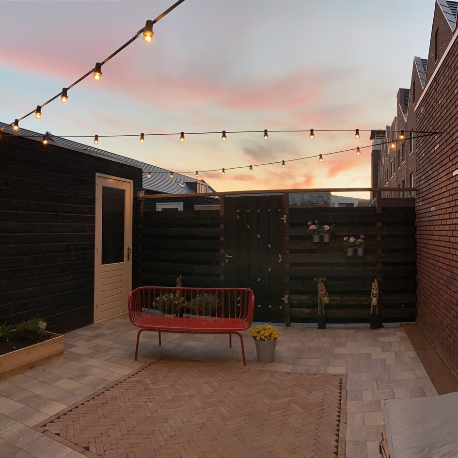 Prikkabel set met lampen met 0,7 watt LEDs op korte stokjes