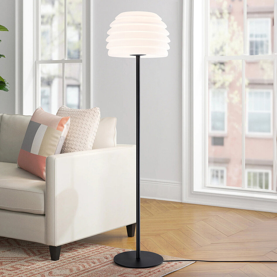 Staande buitenlamp met witte kap - Sym