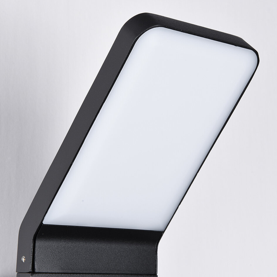 Zwarte wandlamp Franco met sensor