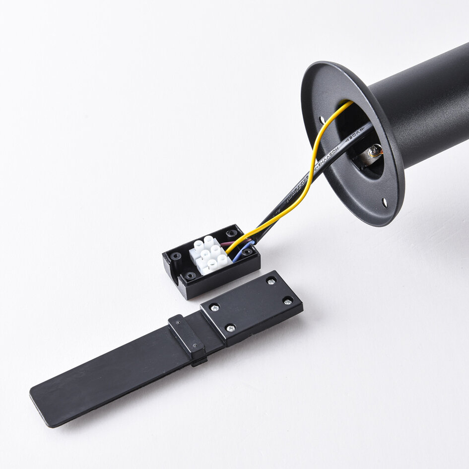 Industriële RVS staande buitenlamp Giovanni - zwart