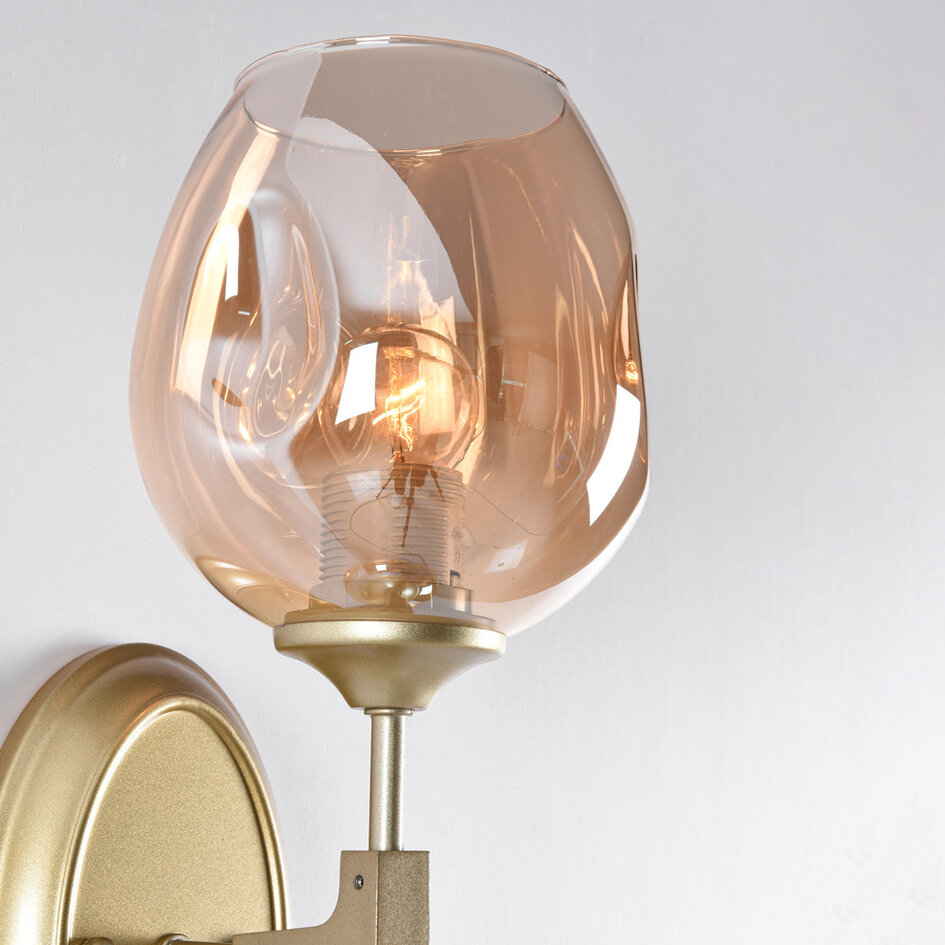 Wandlamp goud met amber glas - Larissa