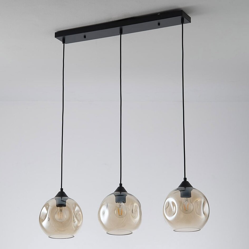 3-lichts moderne hanglamp Fayen zwart met organische vorm cognac glas