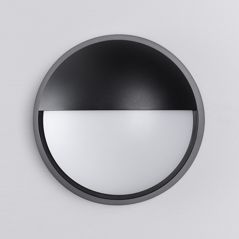 Eigentijdse wandlamp  met in te stellen lichtkleur