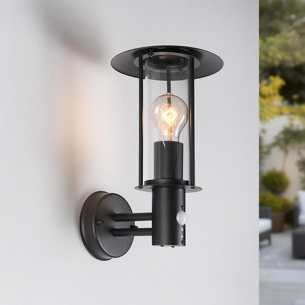 Landelijke buitenwandlamp Lore met sensor - zwart