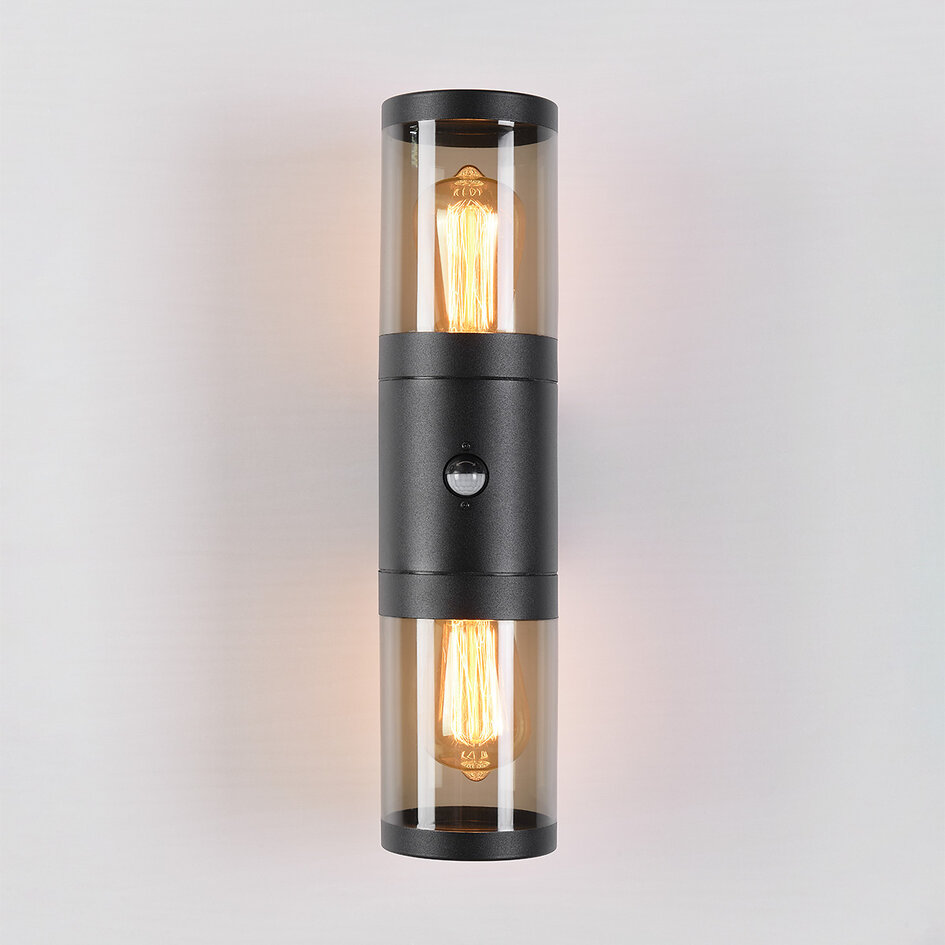 Veelzijdige buitenlamp Calais met sensor