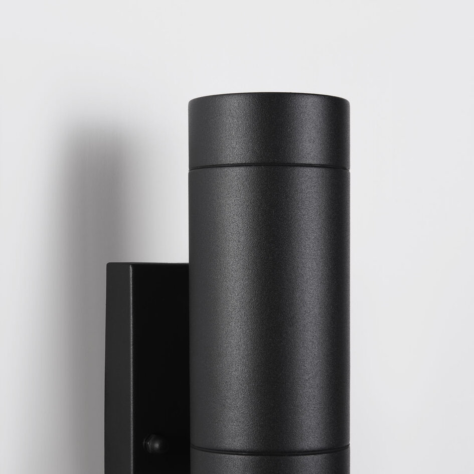 Moderne buitenwandlamp met schemersensor zwart 2-lichts - Zane