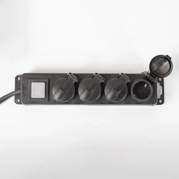 Stekkerdoos voor buiten IP44 met snoerdikte van 3x1,5mm² - 5M