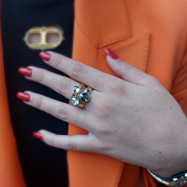 Twisted Ridged Steentje Crystal Silver Shade