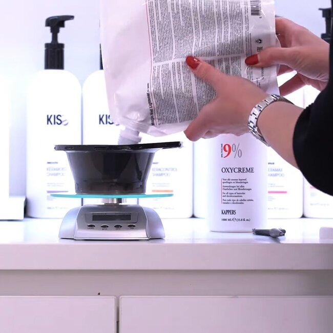 Magic Mud Lightener 9+ 500gr.