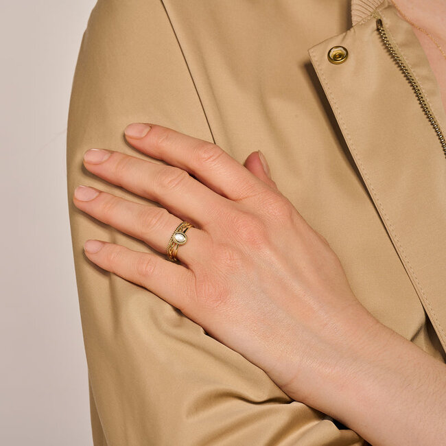 Ring 1239YMQ - 14k Geel goud met mother of pearl en pure quartz