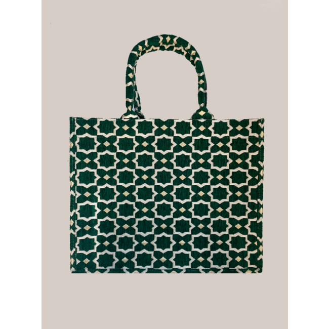 Shopper Nela Groen