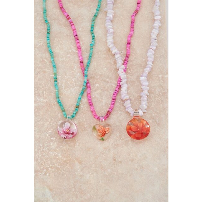 Island roze kralen ketting met roze bloem