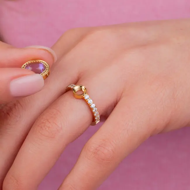 Vivid Vive crystal ring - Goudkleurig