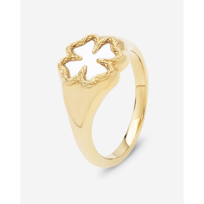 Signet Ring Katja Clover Mother of Pearl Verguld