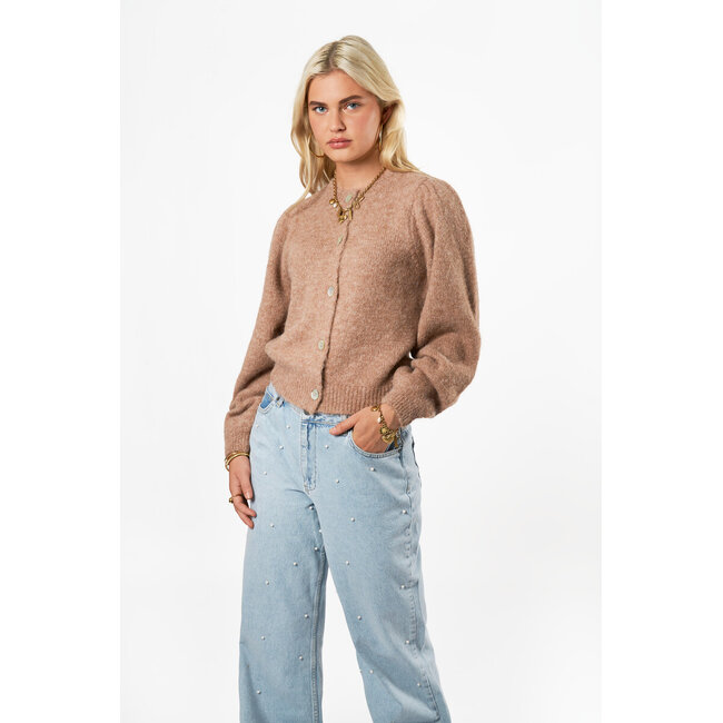 Beige vest met knopen en pofmouwen