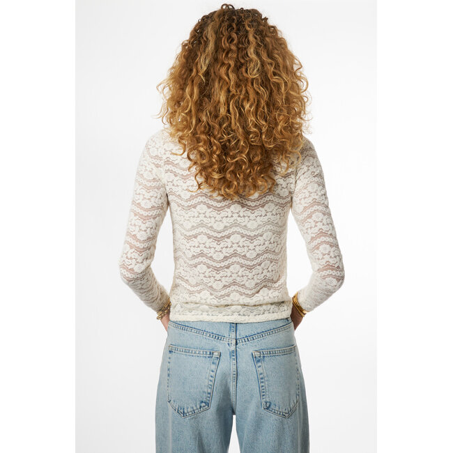 Witte fluffy kanten top