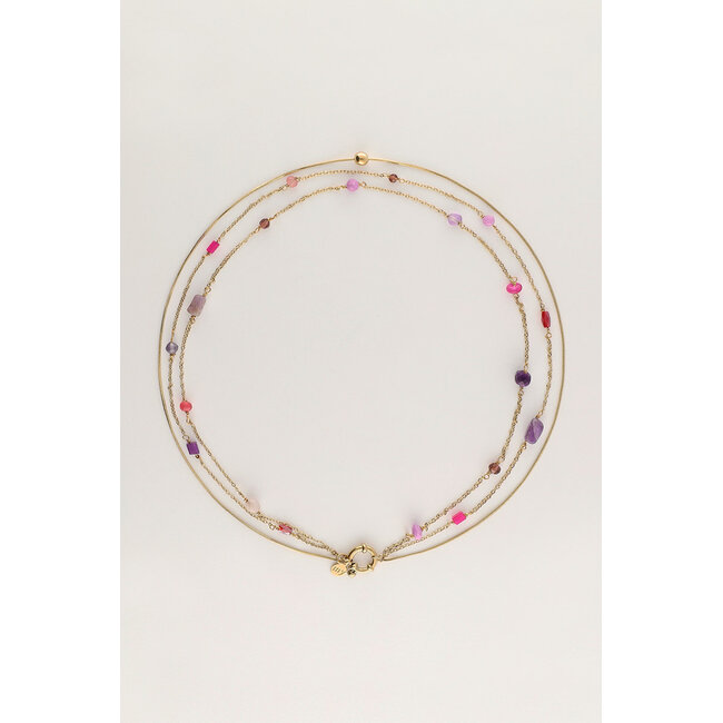 Driedubbele ketting met roze en paarse kraaltjes