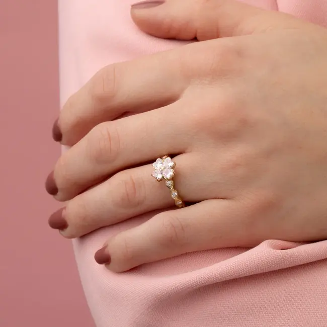 Twisted Tate cz ring - Goudkleurig