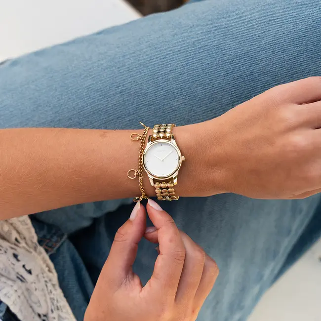 Goudkleurig horloge met bolletjes schakelarmband