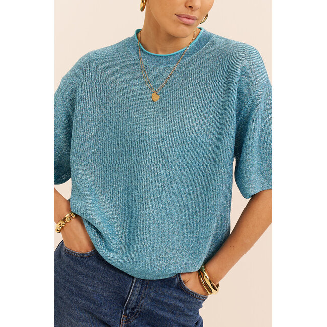 Blauwe lurex top met ronde hals