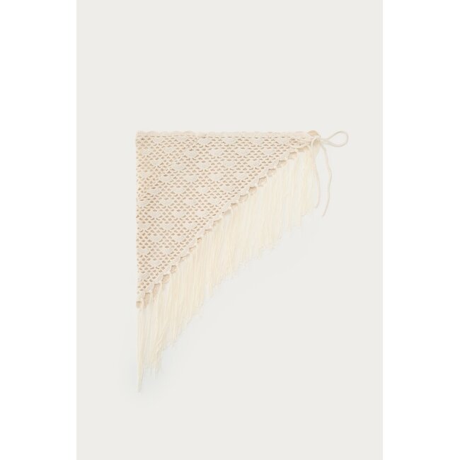 Witte crochet heupsjaal