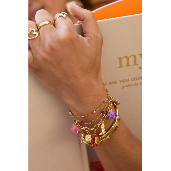 Minimalistische armband met hartjes en kralen