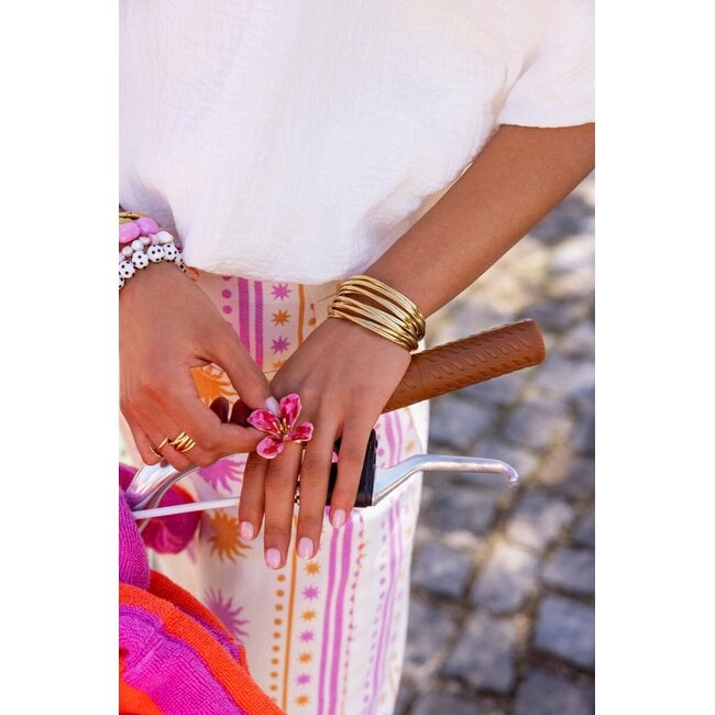 Tropical roze statement ring met bloem