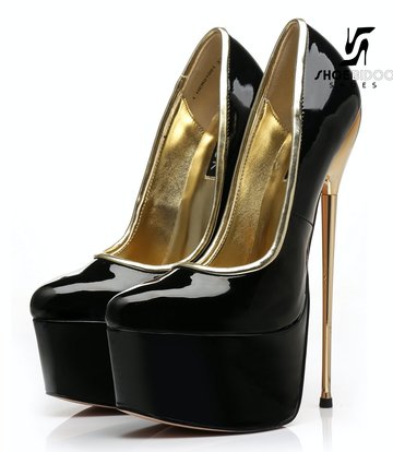 SLICK Schwarz glänzende Giaro Ultra Fetish Plateau Pumps mit goldenen Absätzen