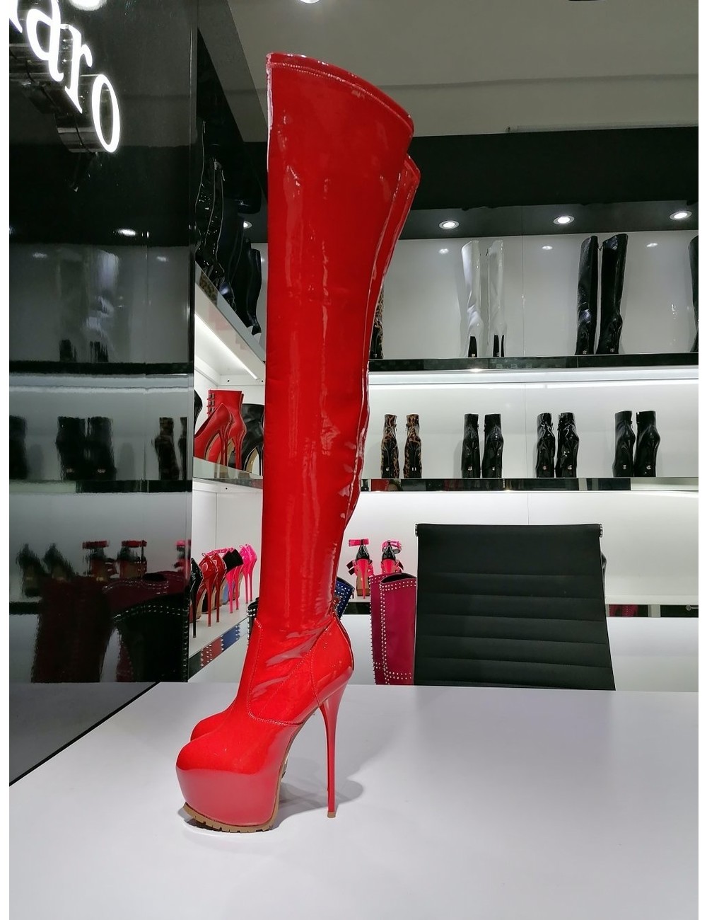 Giaro Giaro VIDA  red shiny thigh boots profile soles