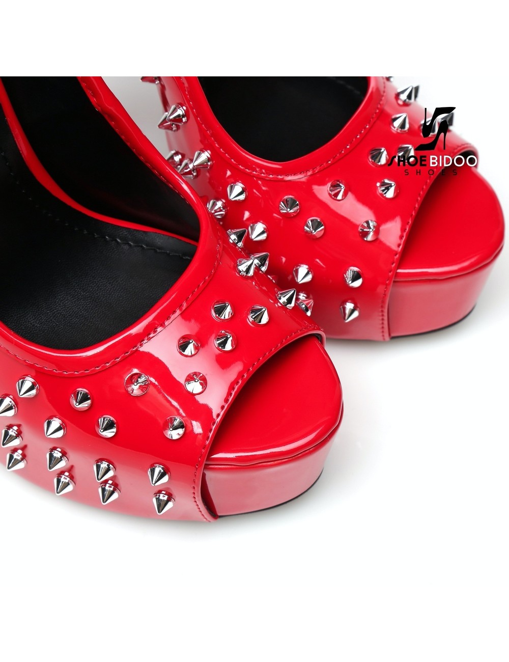 Giaro Red shiny Giaro "Galana" platforms with spikes