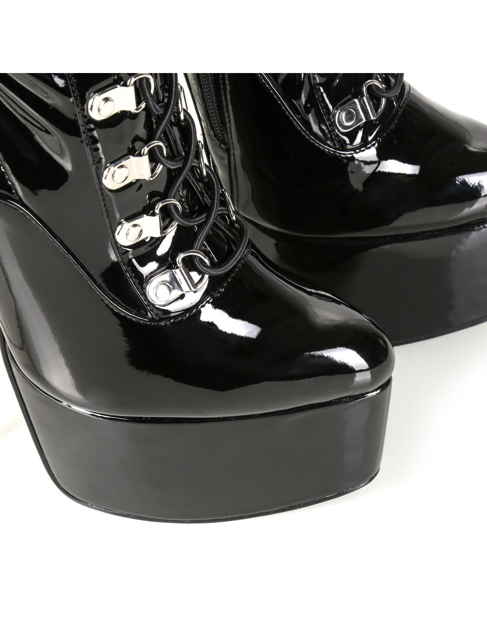 SLICK Schwarze Plateaustiefel mit hohem Metallabsatz