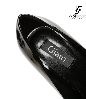 Giaro Giaro Platform pumps SCANT in black patent