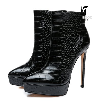 Giaro Giaro Platform ankle boots STACK in black croc print