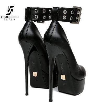 Giaro Black matte Giaro "Posessed" platform pumps with big belt