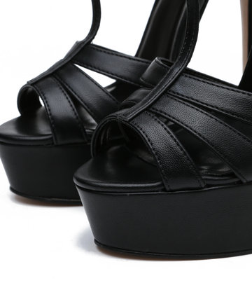 Giaro Giaro KARELESS BLACK MATTE T-STRAP SANDALS