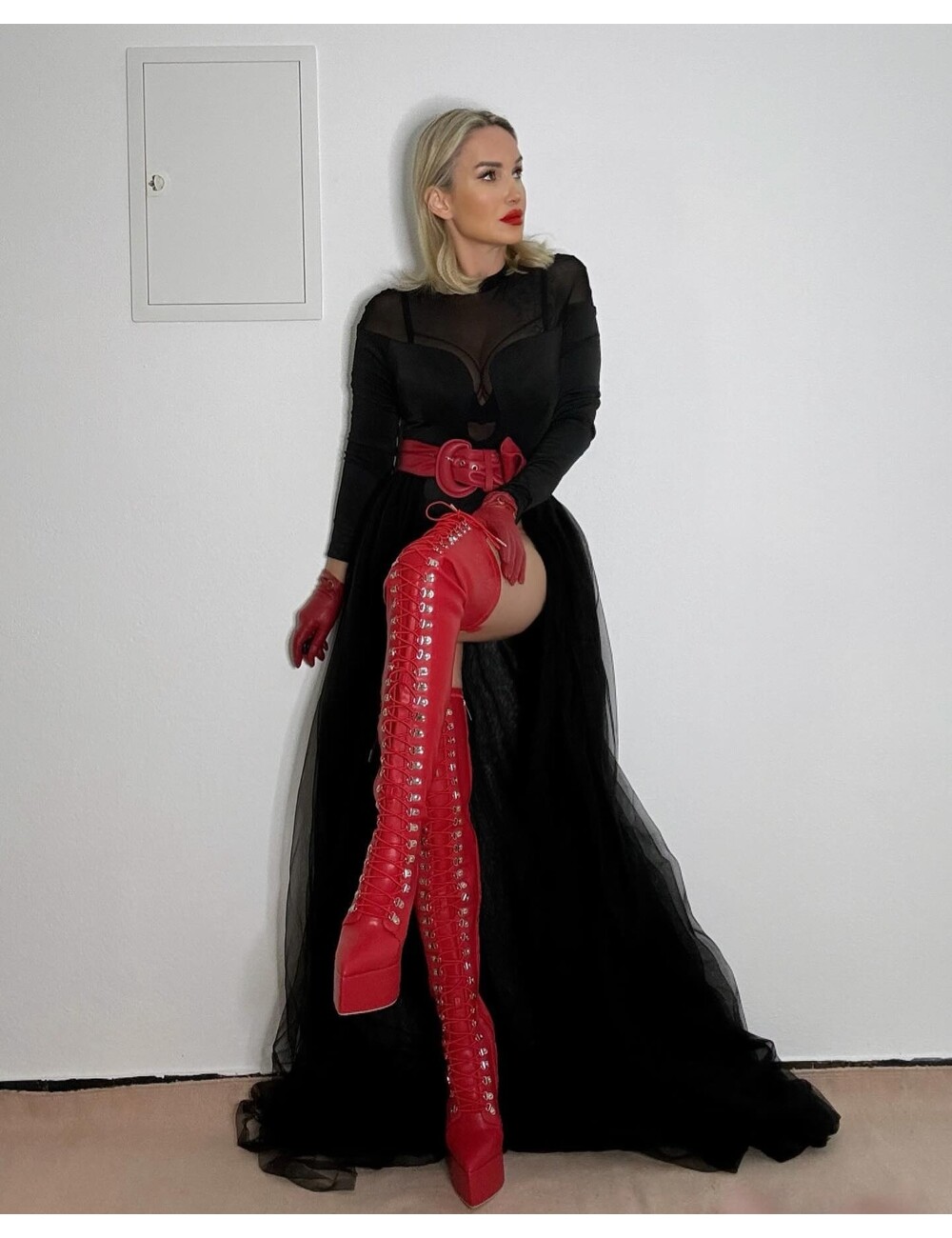 Giaro SECRETZ | RED MATTE | LACED THIGH BOOTS