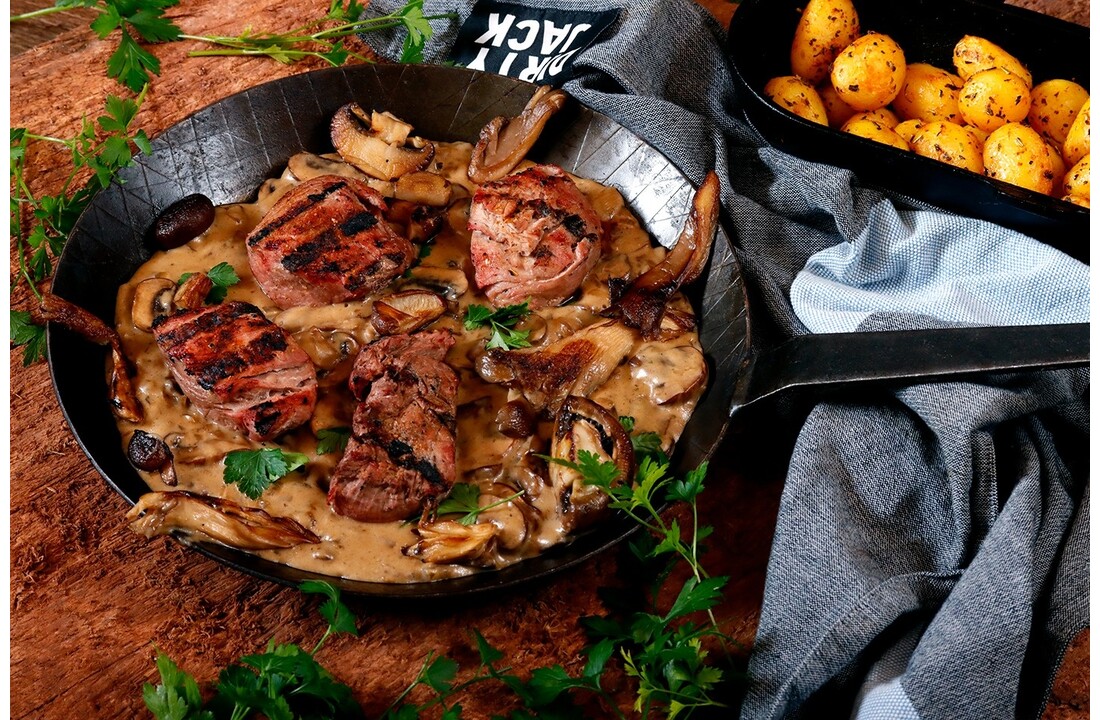 Beef Exclusief - Ooni Cast Iron Skillet Pan - Beef Exclusief B.V.